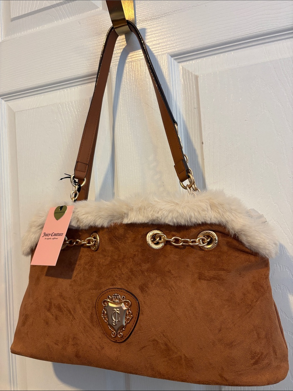BNWT Juicy Couture Viral Faux Suede Shoulder Bag with Cream Fur Trim